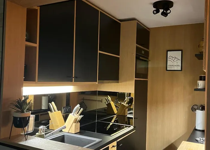 Les Grandes Bosses 1650 * Куршевель