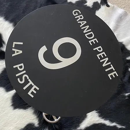 Les Grandes Bosses Apartament