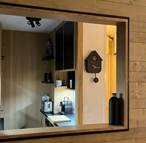 Les Grandes Bosses 1650 Apartment